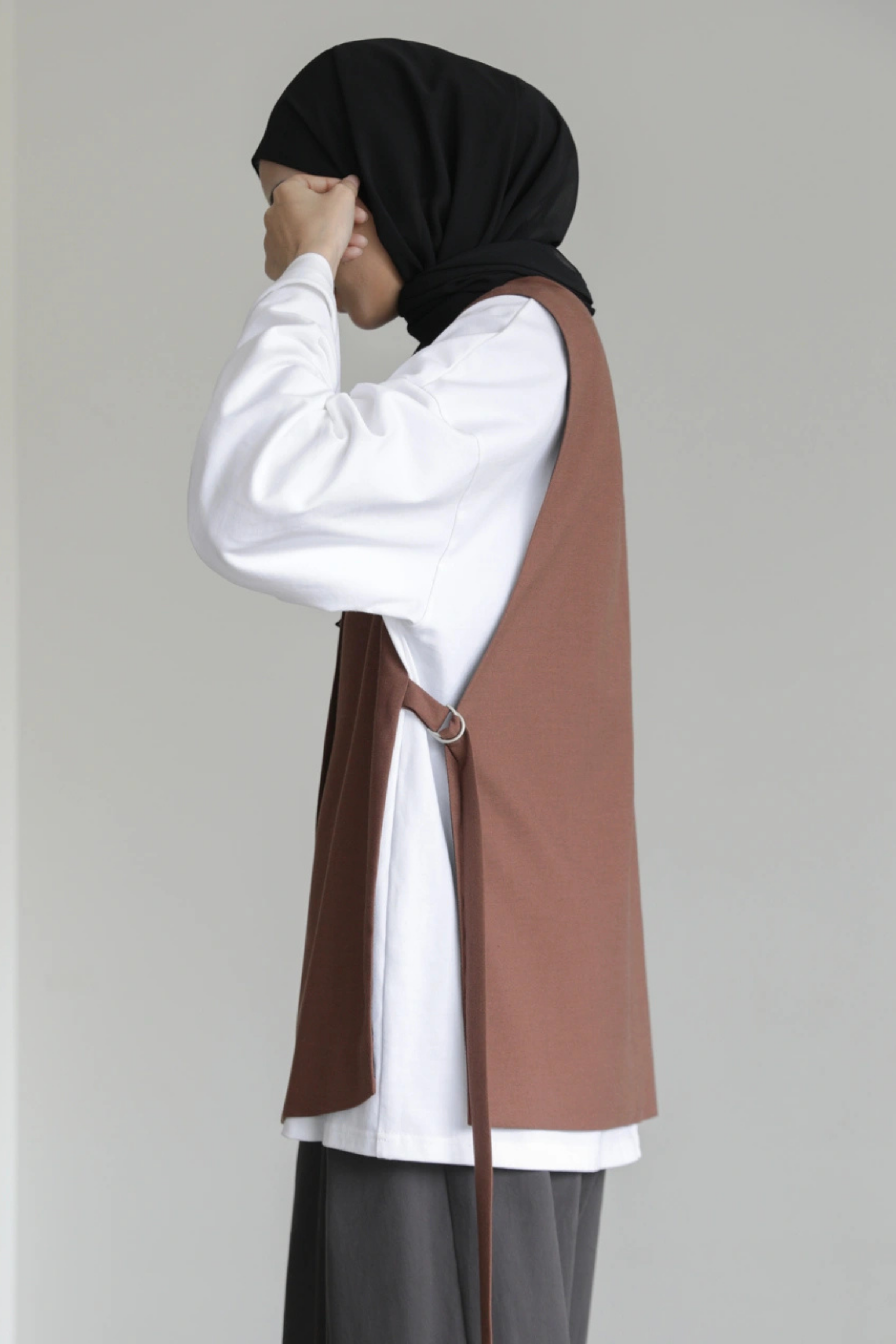 Sabamodest | Split Vest Caramel
