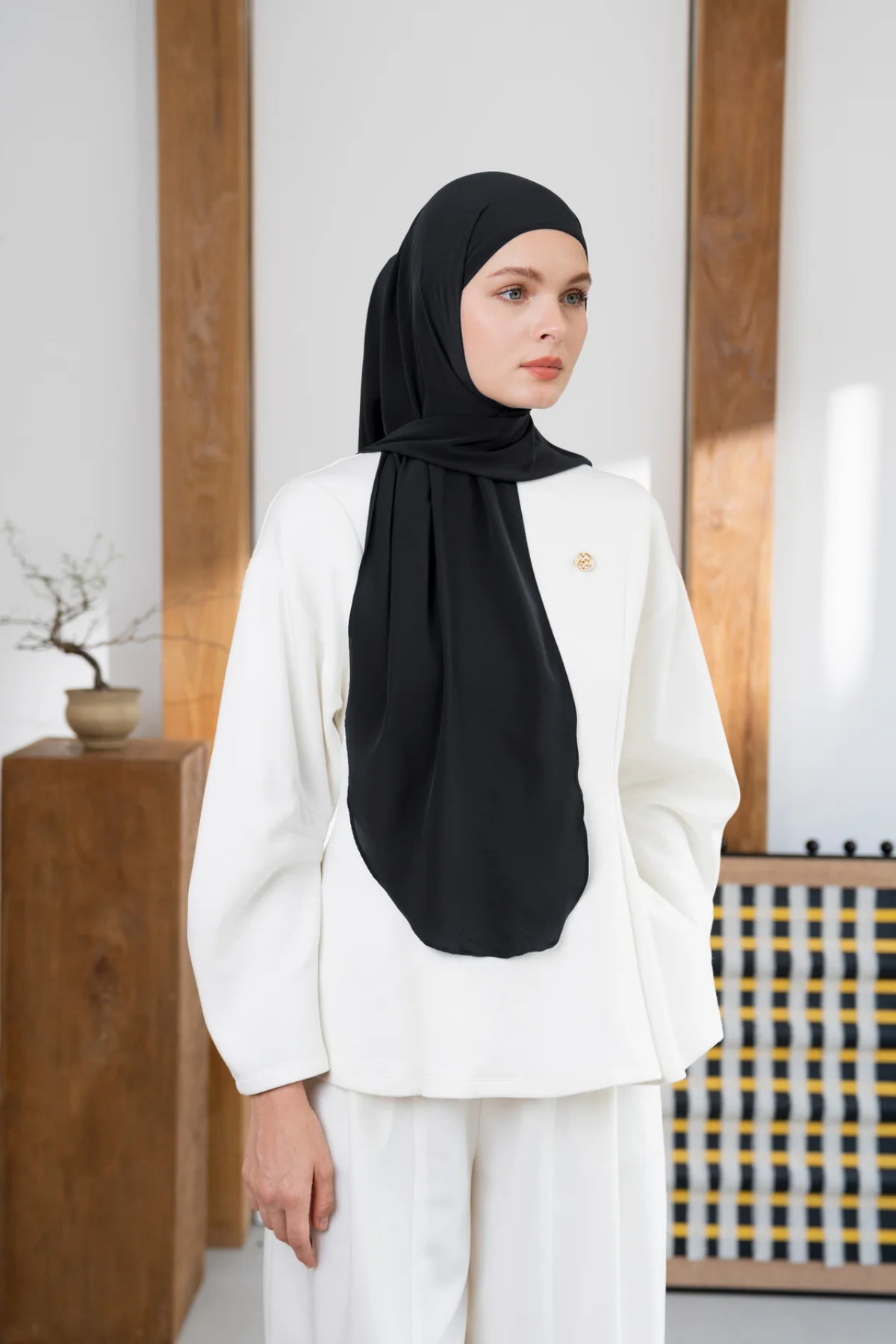 Heaven Lights | Ayse Curve Black