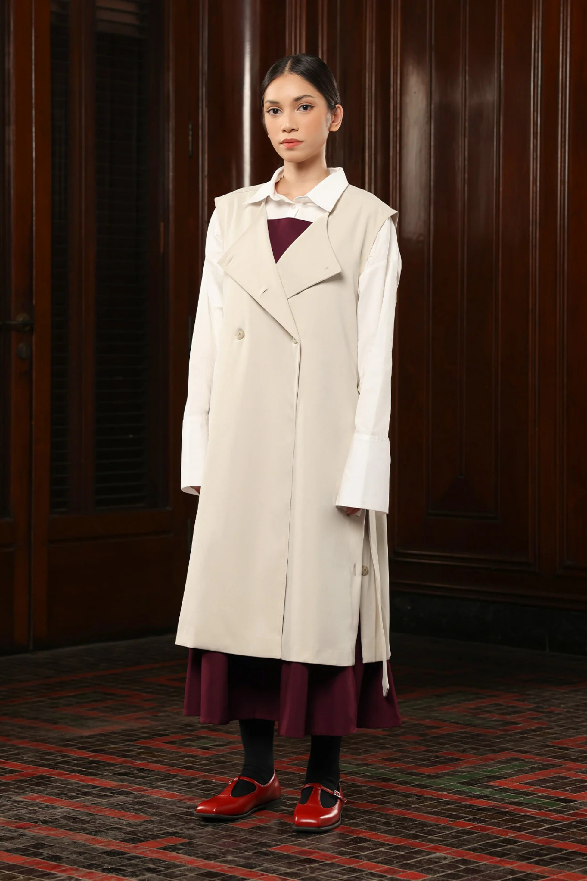 THENBLANK | Sleeveless Coat Beige