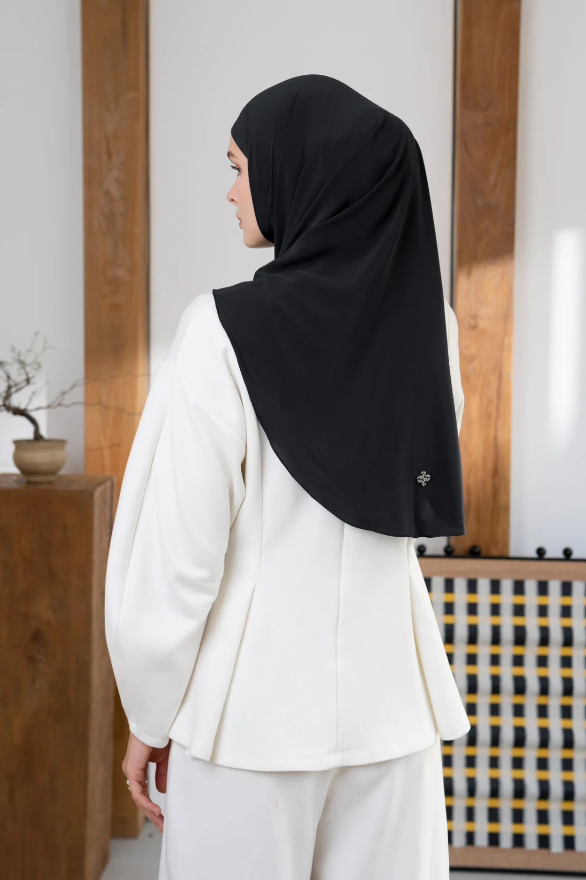 Heaven Lights | Ayse Curve Black