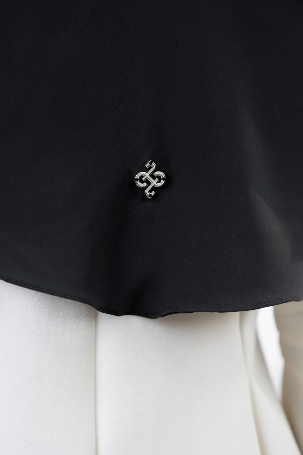 Heaven Lights | Ayse Curve Black