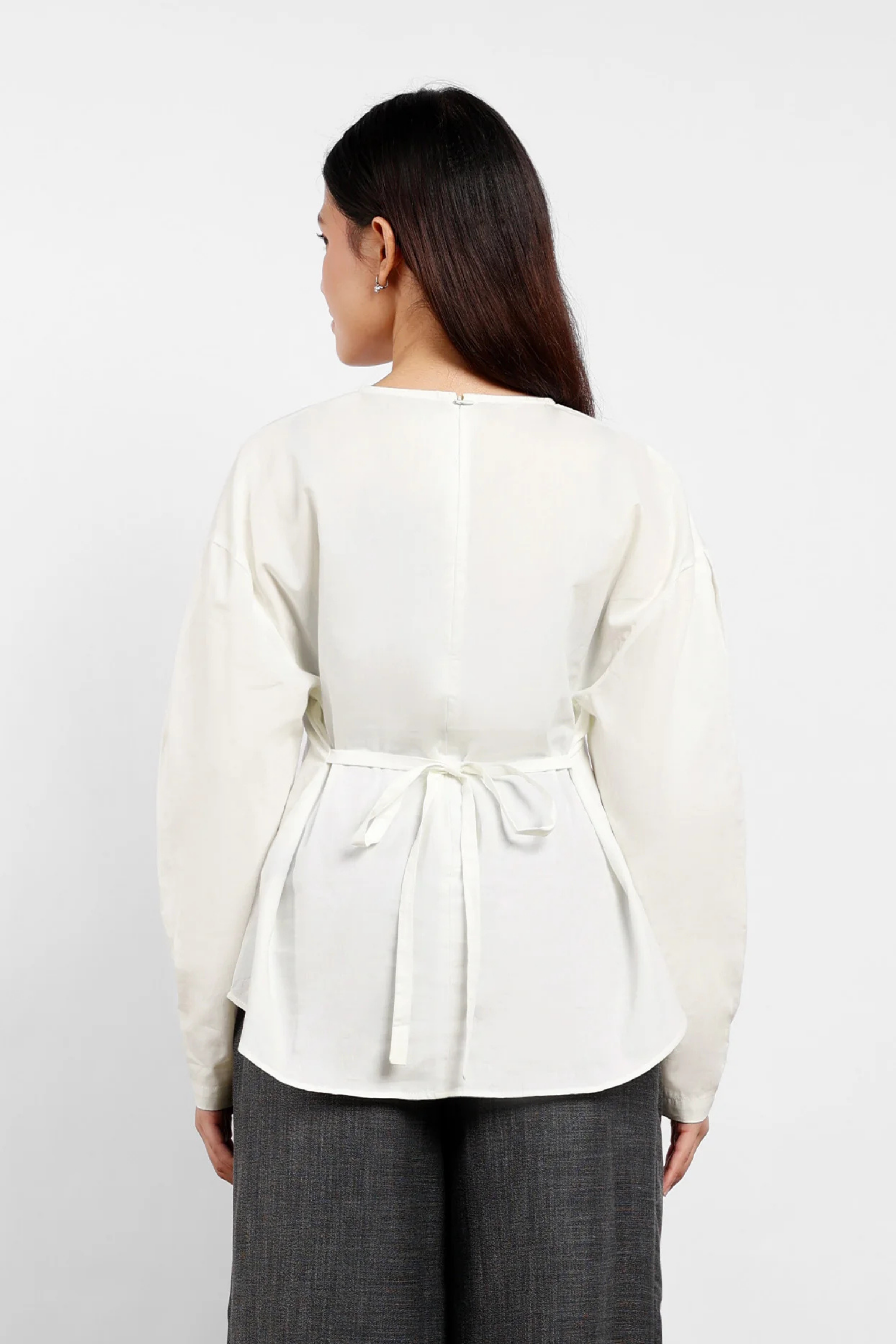 THENBLANK | Cloud Blouse Off-white