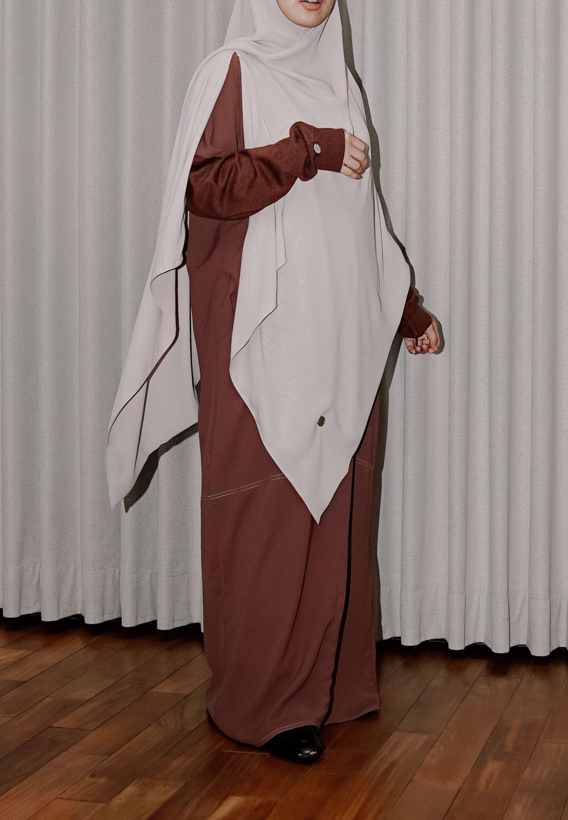 Itsar | Casa Knit Abaya