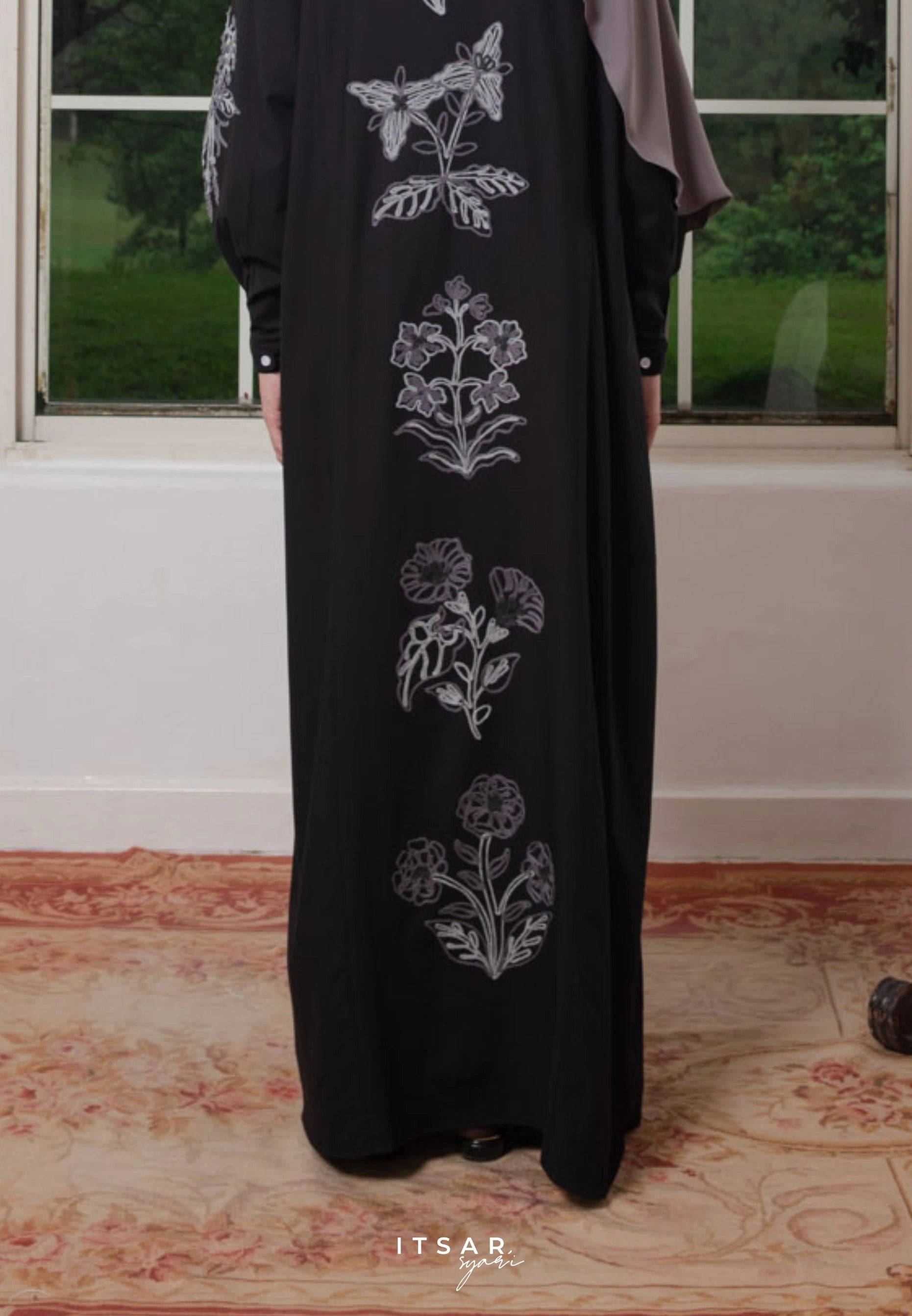 Itsar | Mila Jardin Abaya