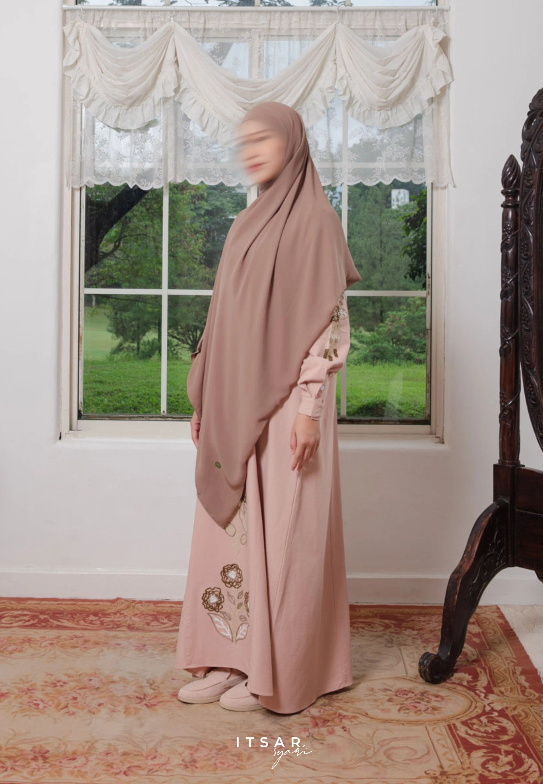 Itsar | Mila Jardin Abaya