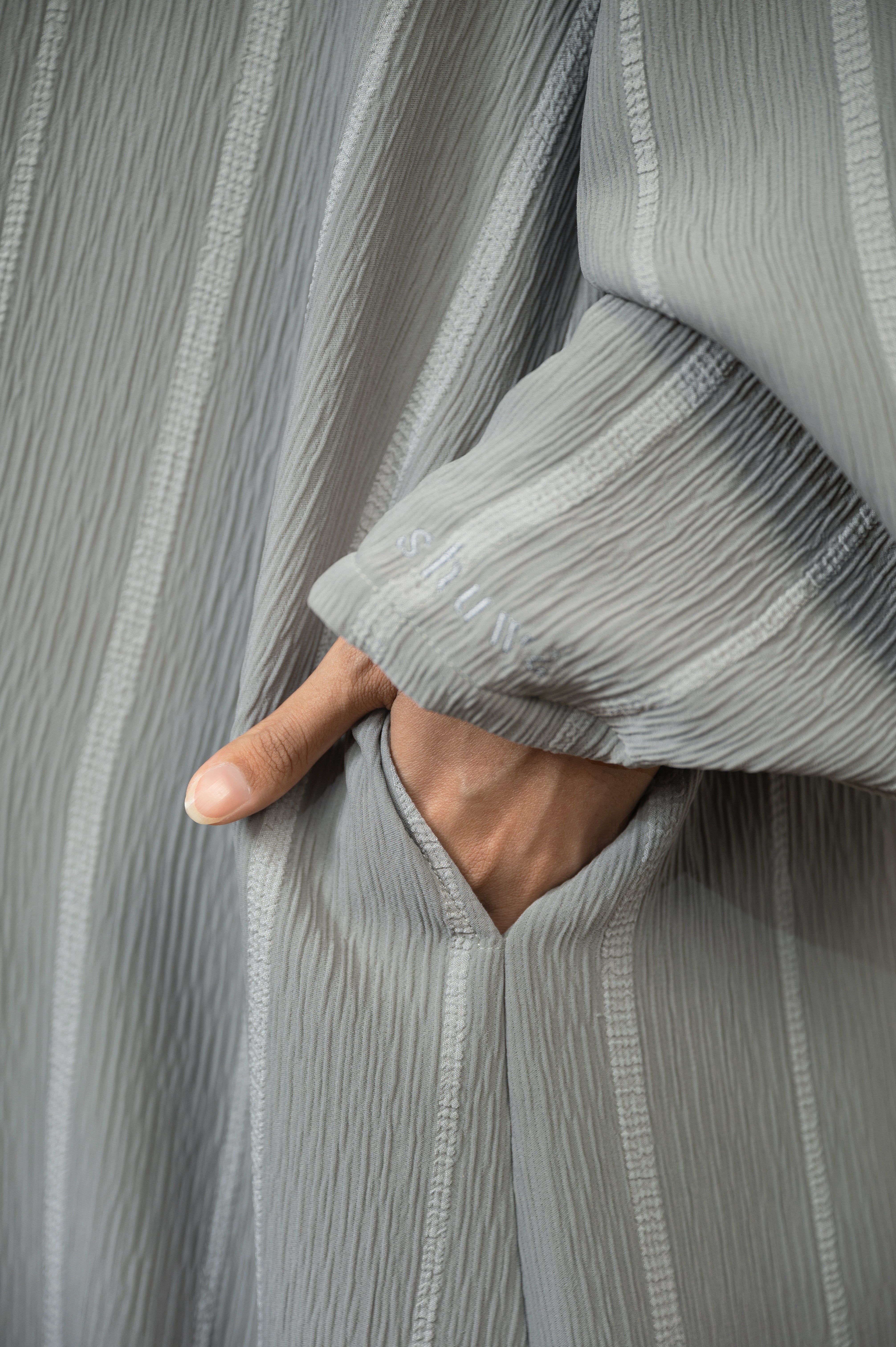 Shuwa | Iris Baraya Stripe Ash