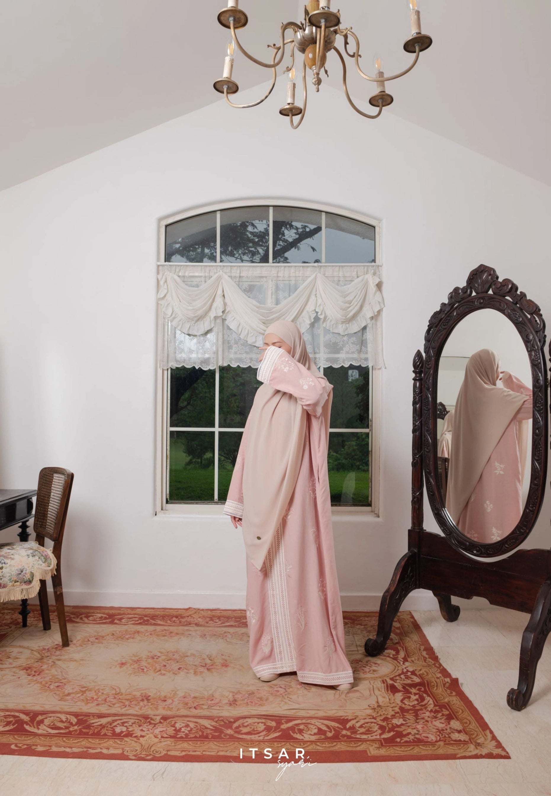 Itsar | Marrakech Jardin Abaya
