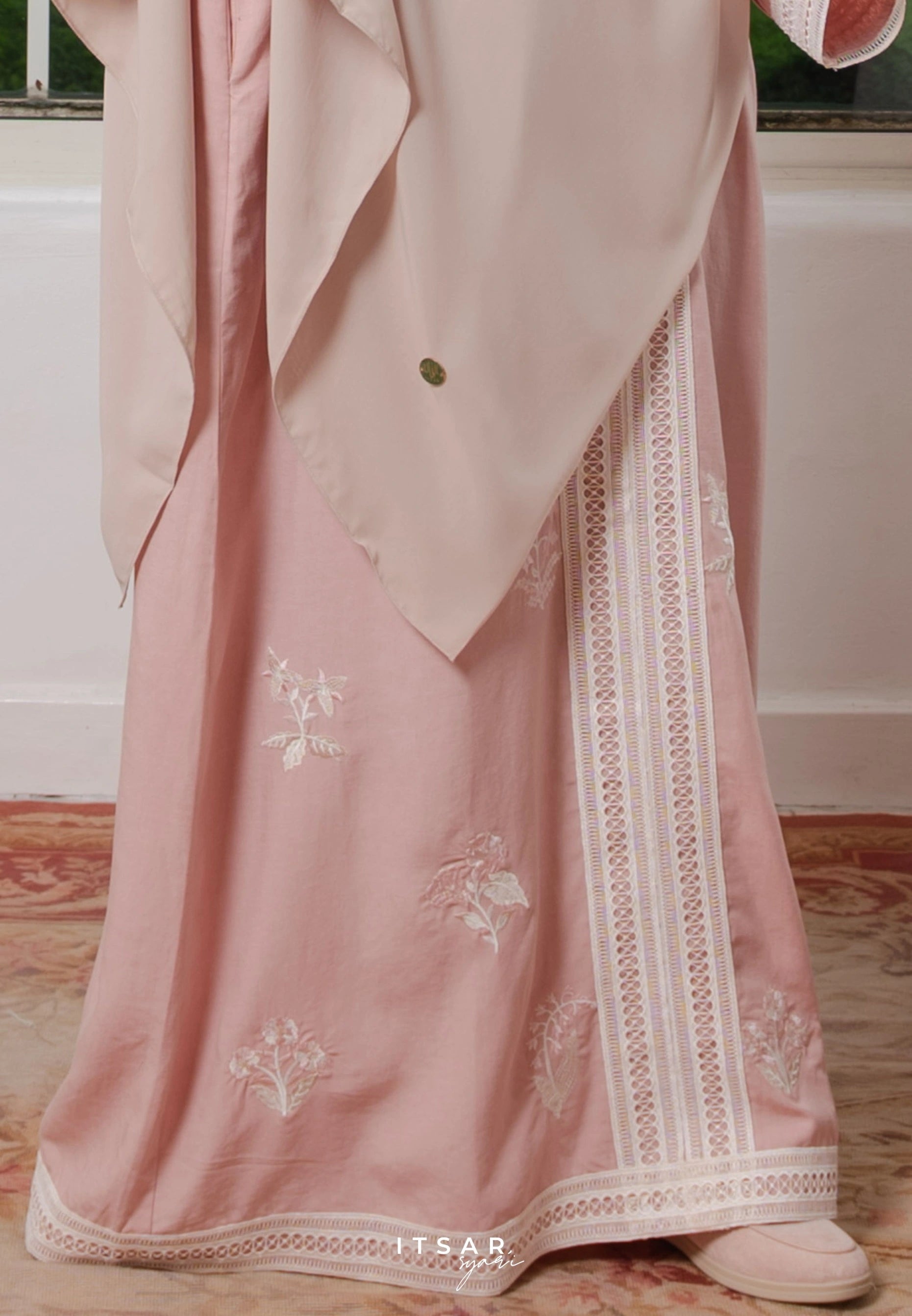 Itsar | Marrakech Jardin Abaya