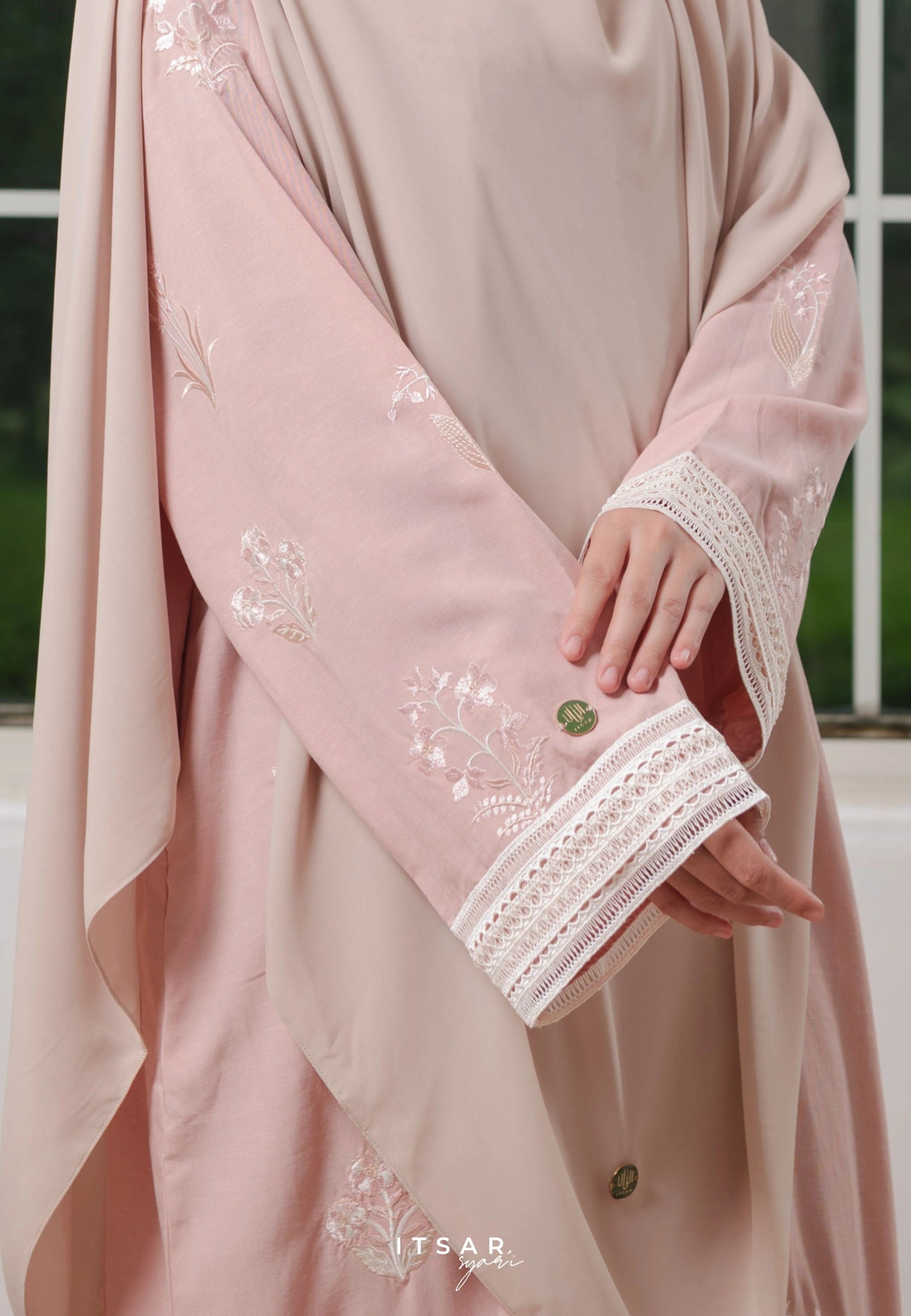 Itsar | Marrakech Jardin Abaya